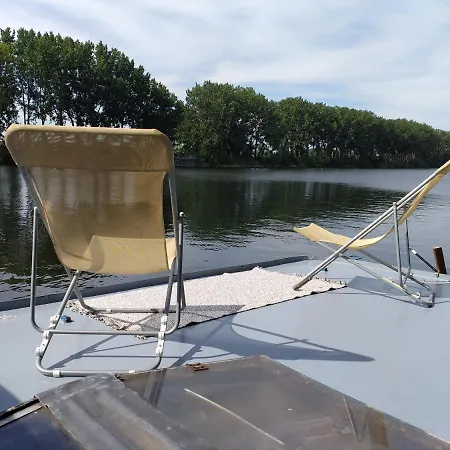 Sur L'eau - Bateau Diva Apartment *