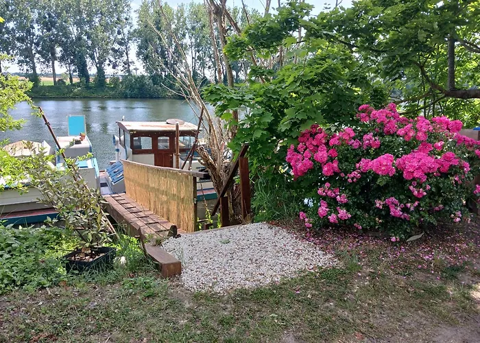 Sur L'eau - Bateau Diva *